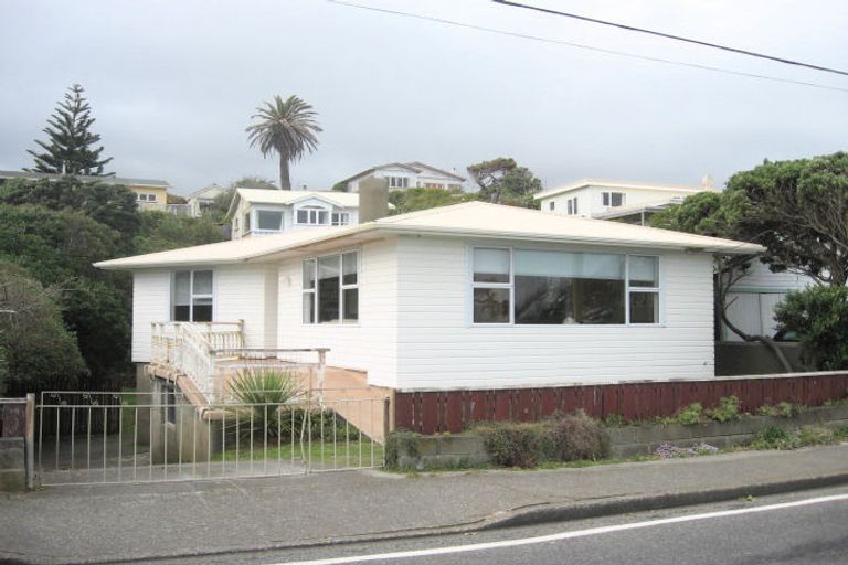 Photo of property in 11 The Esplanade, Raumati South, Paraparaumu, 5032