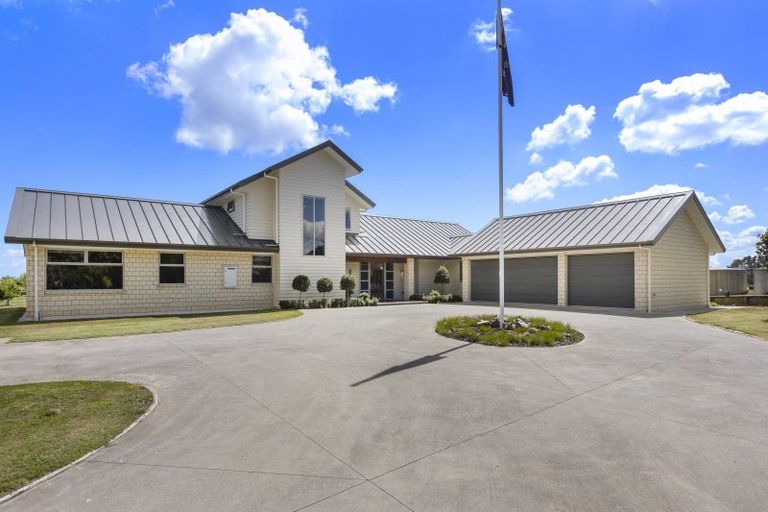 Photo of property in 96 Dyke Road, Karaka, Papakura, 2580