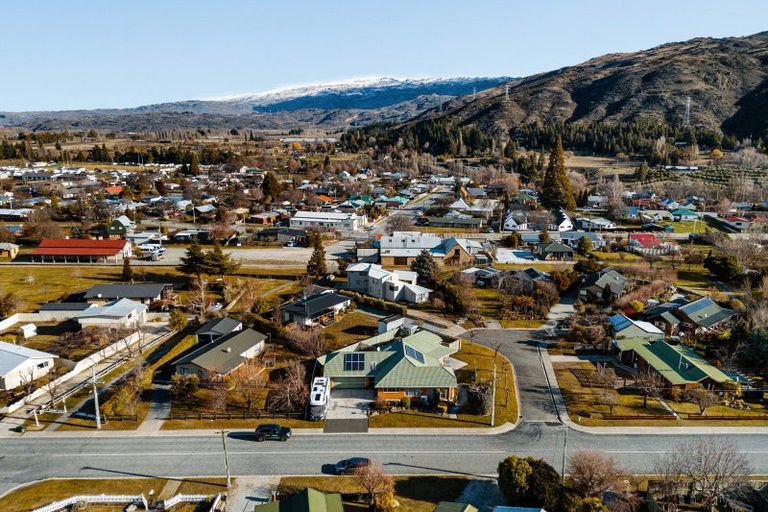 Photo of property in 39 Hazlett Street, Clyde, 9330