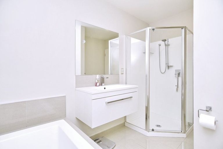 Photo of property in 15a Te Whenu Crescent, Marshland, Christchurch, 8083