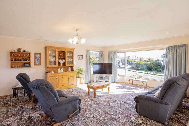 Photo of property in 9 Daley Place, Winton, 9720