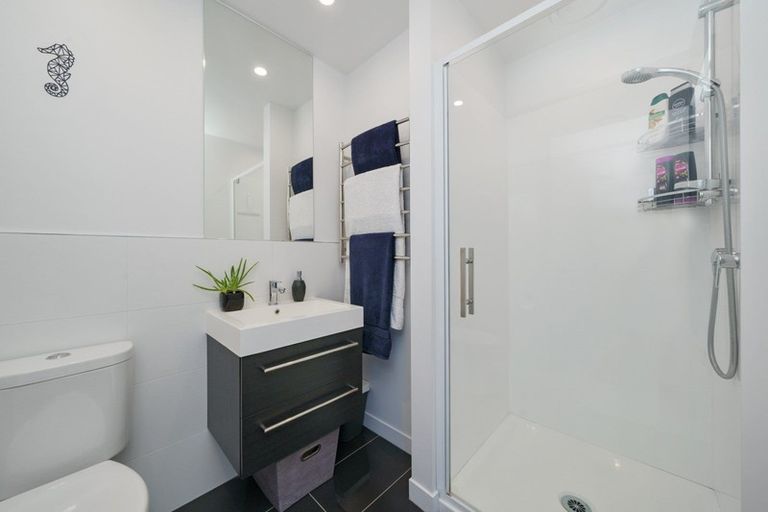 Photo of property in 4/24 Princess Terrace, Newtown, Wellington, 6021