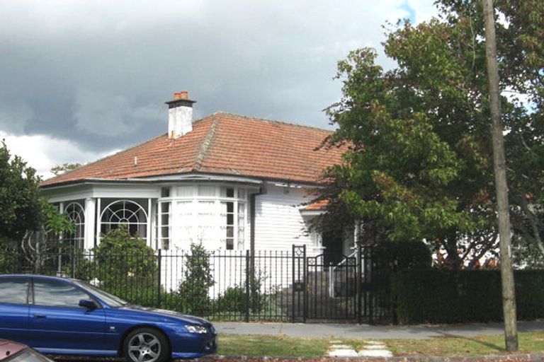 Photo of property in 16 Burwood Crescent, Remuera, Auckland, 1050