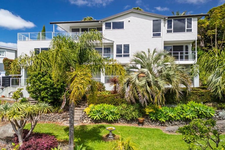 Photo of property in 4 De Haven Street, Opua, 0200