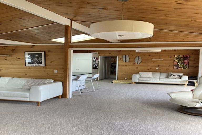 Photo of property in 31 Annan Grove, Papakowhai, Porirua, 5024