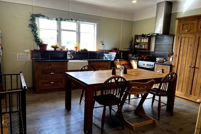 Photo of property in 1397 Dovedale Road, Thorpe, Wakefield, 7096