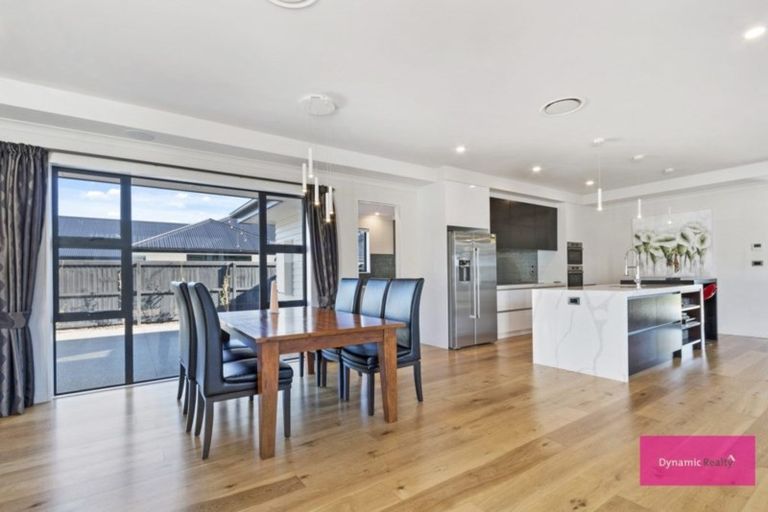 Photo of property in 10 Bronco Drive, Aidanfield, Christchurch, 8025