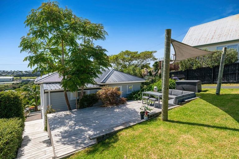 Photo of property in 6 Kauri Road, Stanmore Bay, Whangaparaoa, 0932