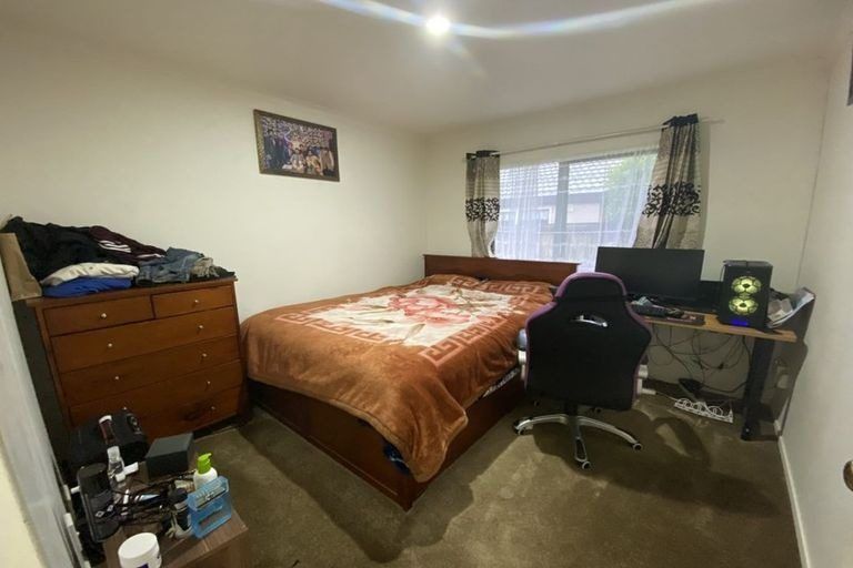 Photo of property in 2 Portrush Lane, Takanini, 2112