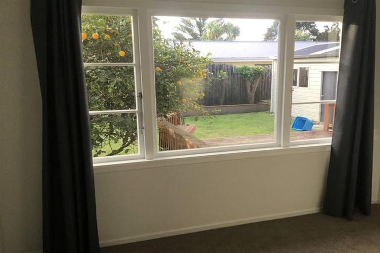Photo of property in 33 Princes Street, Fitzroy, New Plymouth, 4312