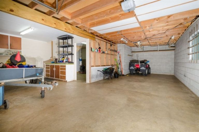 Photo of property in 1 Ocean Close, Te Kopuru, Dargaville, 0371