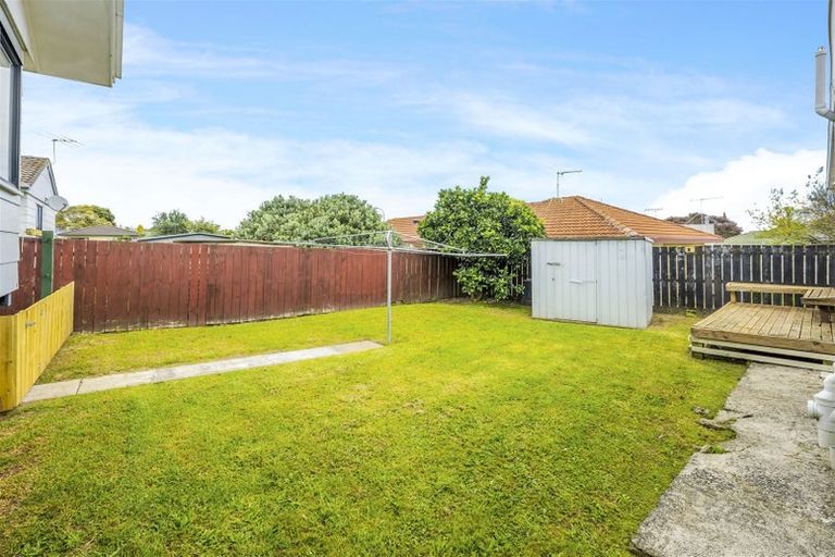 Photo of property in 6 Rhine Place, Weymouth, Auckland, 2103