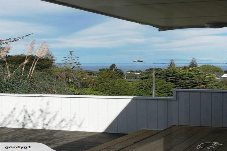 Photo of property in 41 Cochrane Avenue, Arkles Bay, Whangaparaoa, 0932