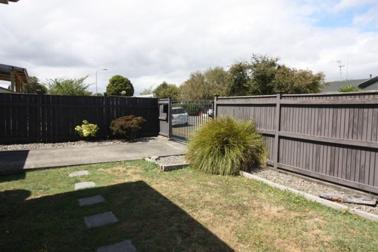 Photo of property in 5 Matamau Street, Palmerston North, 4410