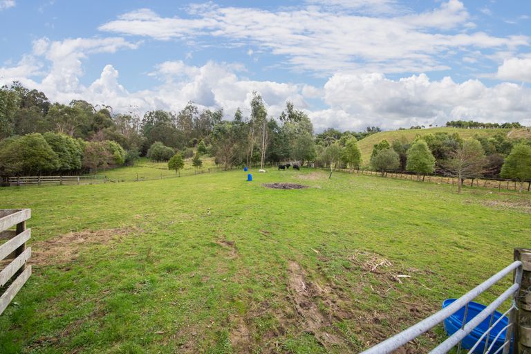 Photo of property in 66 Kereru Drive, Turitea, Palmerston North, 4472