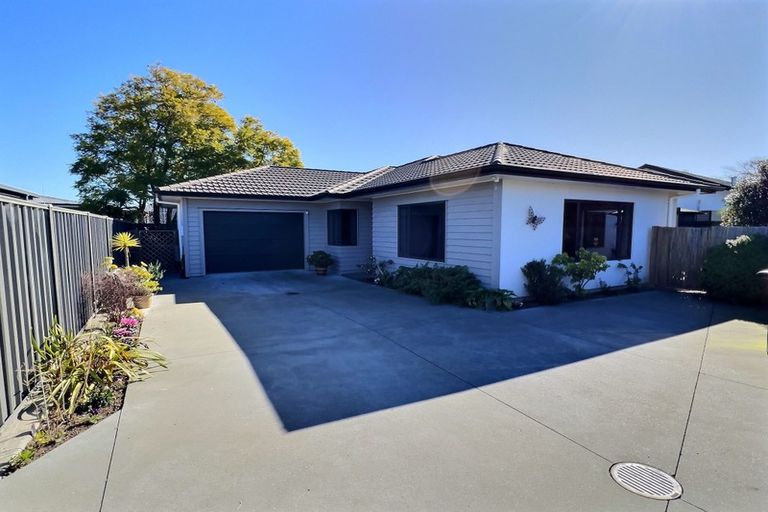 Photo of property in 10b Burness Road, Greenmeadows, Napier, 4112