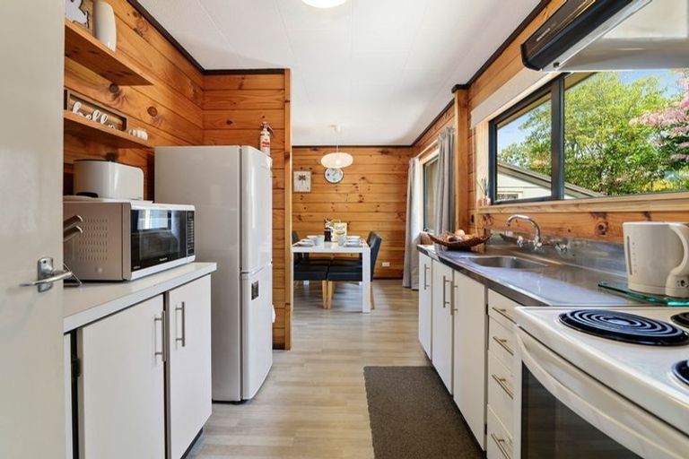 Photo of property in 1 Darroch Street, Fairy Springs, Rotorua, 3015