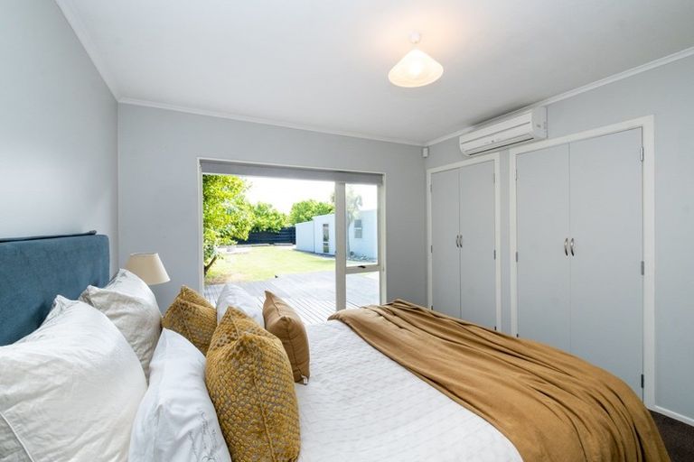 Photo of property in 11 Lipscombe Crescent, Havelock North, 4130