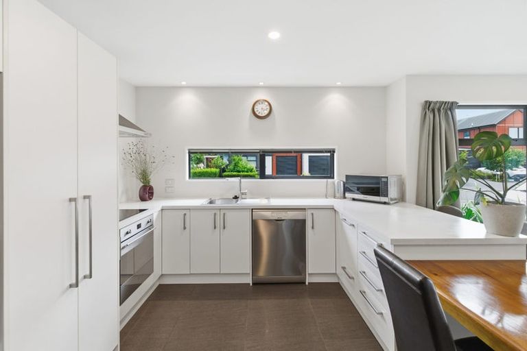 Photo of property in 69 Caulfield Avenue, Halswell, Christchurch, 8025