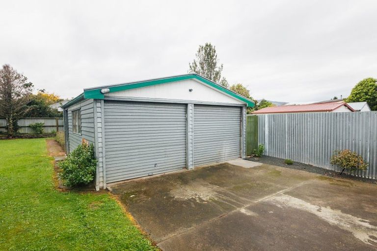 Photo of property in 32 Wyndham Street, Ashhurst, 4810