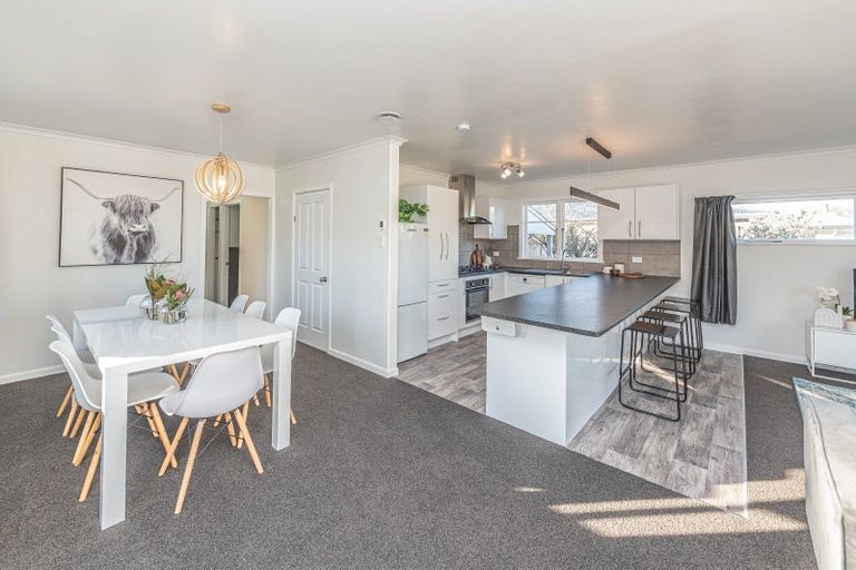 Photo of property in 25 Broadhead Avenue, Tawhero, Whanganui, 4501