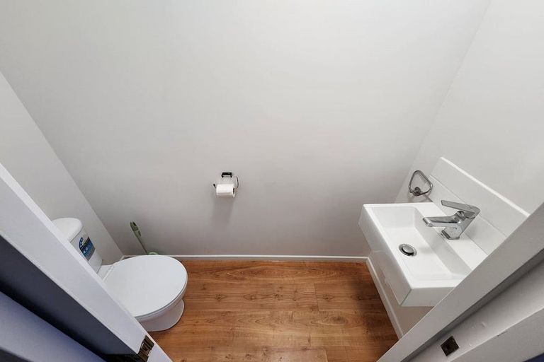 Photo of property in 23 Fordham Street, Beach Haven, Auckland, 0626