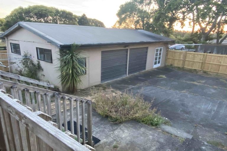 Photo of property in 1218 Great South Road, Runciman, Drury, 2578