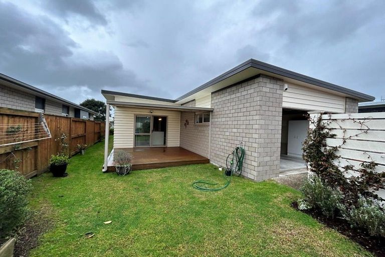 Photo of property in 5 Coprosma Close, Papamoa Beach, Papamoa, 3118