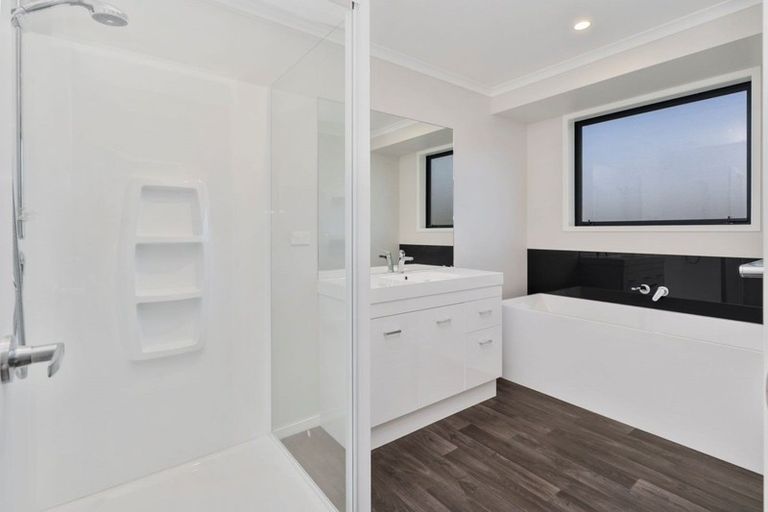 Photo of property in 235 Pembroke Road, Pembroke, Stratford, 4391