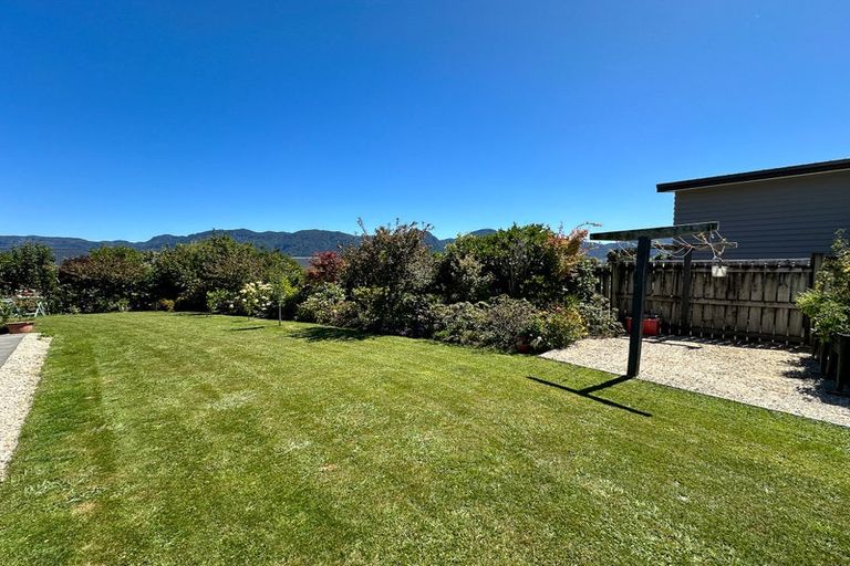 Photo of property in 12 Mcdonald Place, Collingwood, 7073