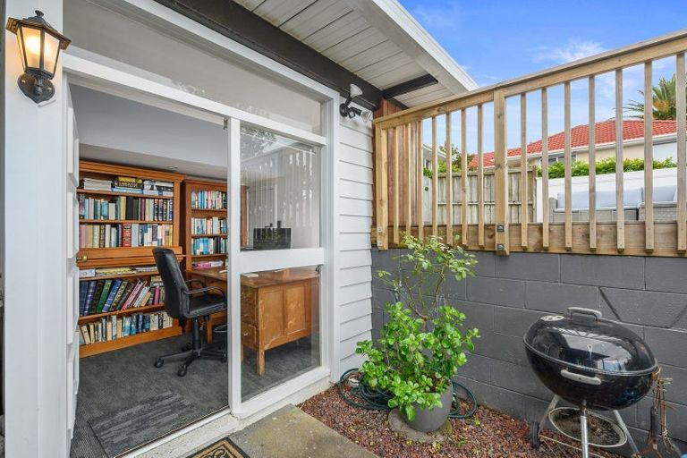 Photo of property in 2/28 Williamson Avenue, Grey Lynn, Auckland, 1021