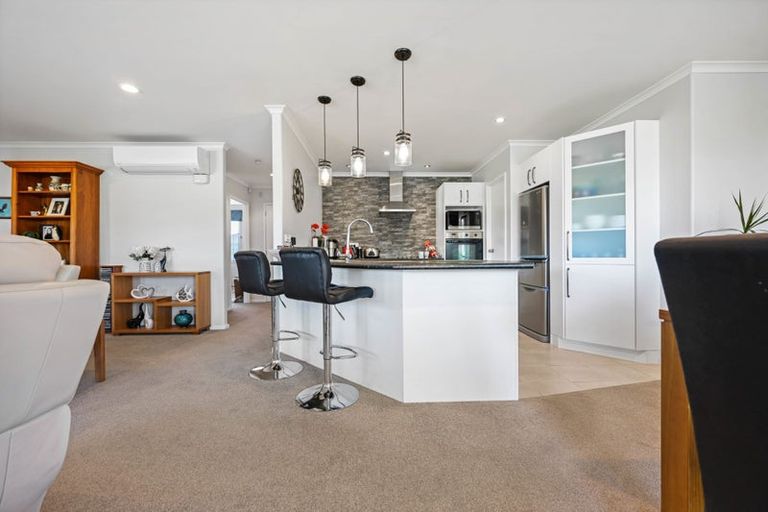 Photo of property in 35 Stoneleigh Drive, Chartwell, Hamilton, 3210