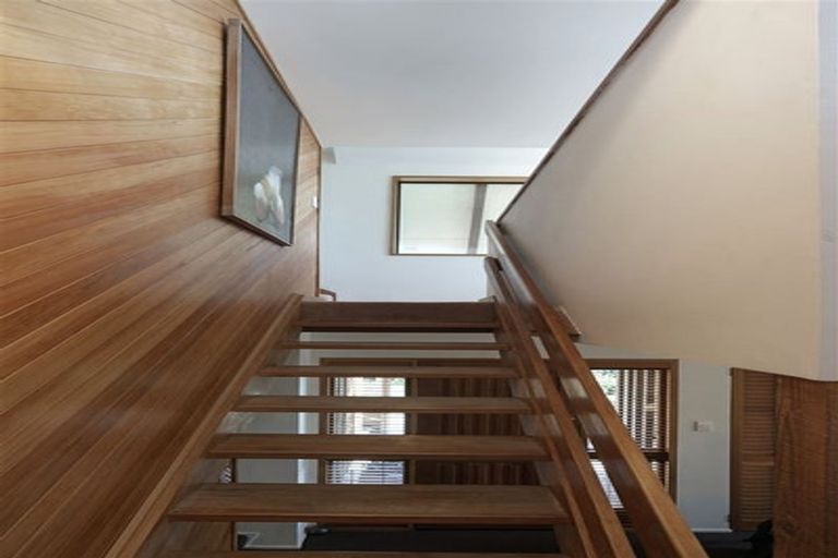 Photo of property in 24 Belleview Terrace, Mount Pleasant, Christchurch, 8081