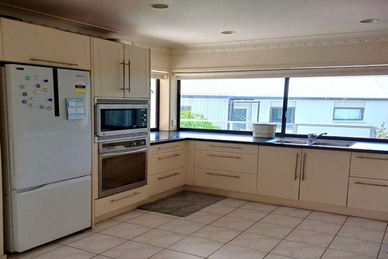 Photo of property in 11 Lilford Place, Half Moon Bay, Auckland, 2012