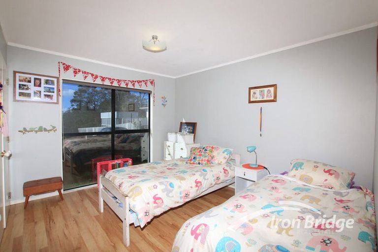 Photo of property in 3/21 Taurus Crescent, Beach Haven, Auckland, 0626