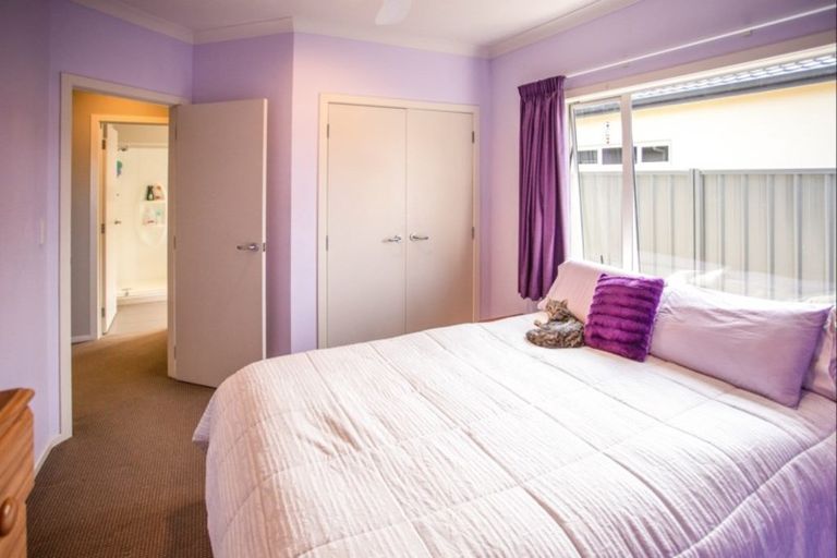 Photo of property in 14 Palliser Place, Poraiti, Napier, 4112