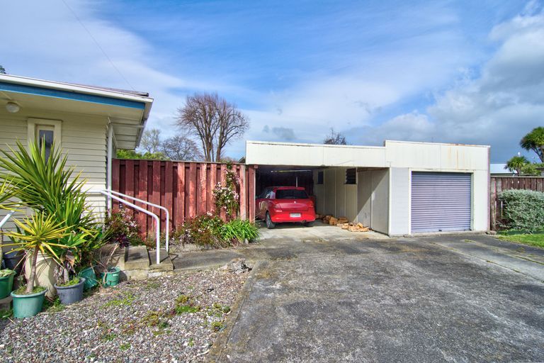 Photo of property in 13 Mabson Terrace, Masterton, 5810