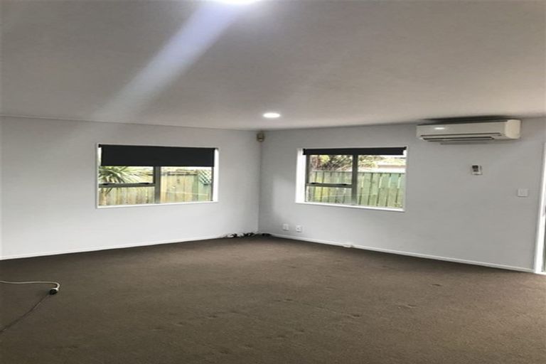 Photo of property in 2 Miles Avenue, Papatoetoe, Auckland, 2025