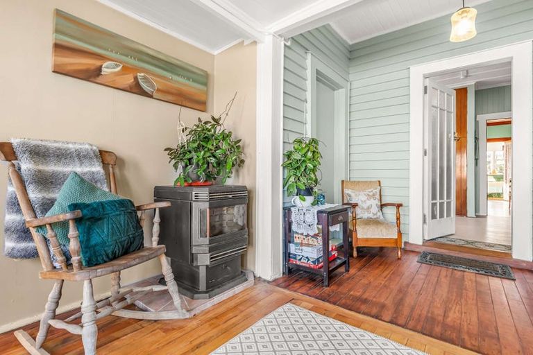 Photo of property in 19 Hydro Road, Edgecumbe, 3120