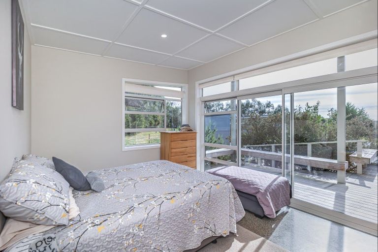 Photo of property in 3 Takapu Road, Manakau, Levin, 5573