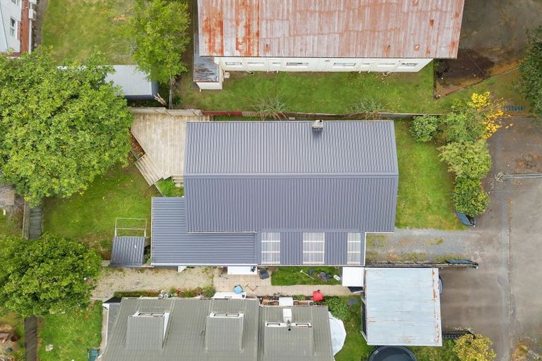 Photo of property in 2 Kellow Street, Wallaceville, Upper Hutt, 5018