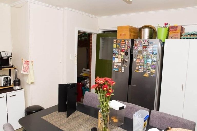 Photo of property in 4 Hallewell Crescent, Johnsonville, Wellington, 6037