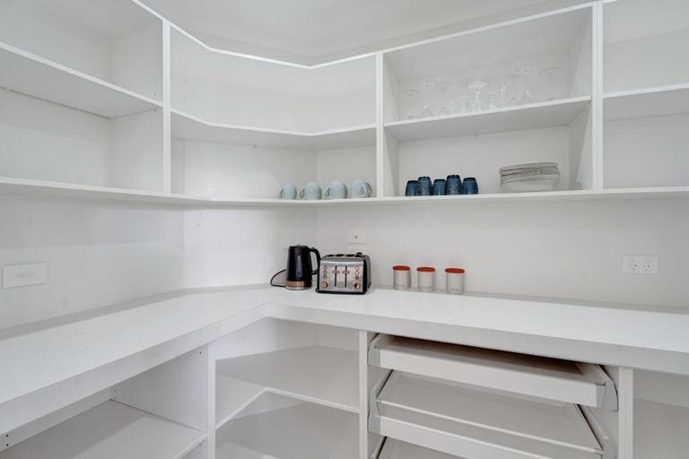 Photo of property in 18 Rawiri Drive, Bell Block, New Plymouth, 4312