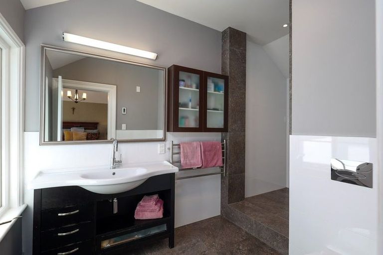 Photo of property in 214 Collingwood Street, Nelson South, Nelson, 7010