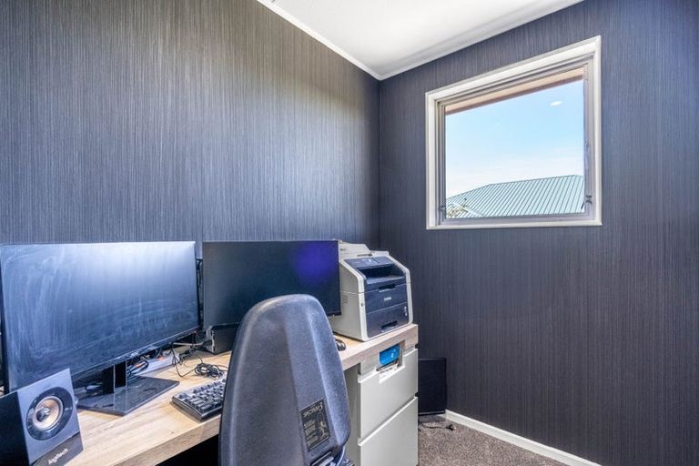 Photo of property in 11 Bainfield Road, Waikiwi, Invercargill, 9810