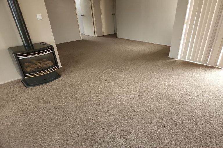 Photo of property in 8a Lloyd Drive, Nawton, Hamilton, 3200