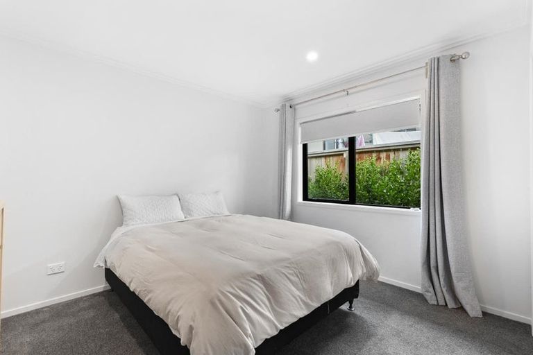 Photo of property in 12 Shepherd Road, Jacks Point, Queenstown, 9371