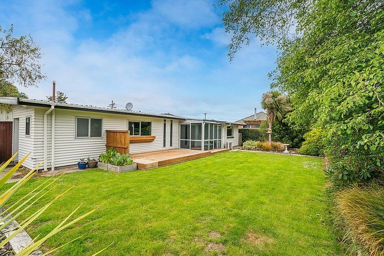 Photo of property in 1 Sunnyvale Lane, Green Island, Dunedin, 9018