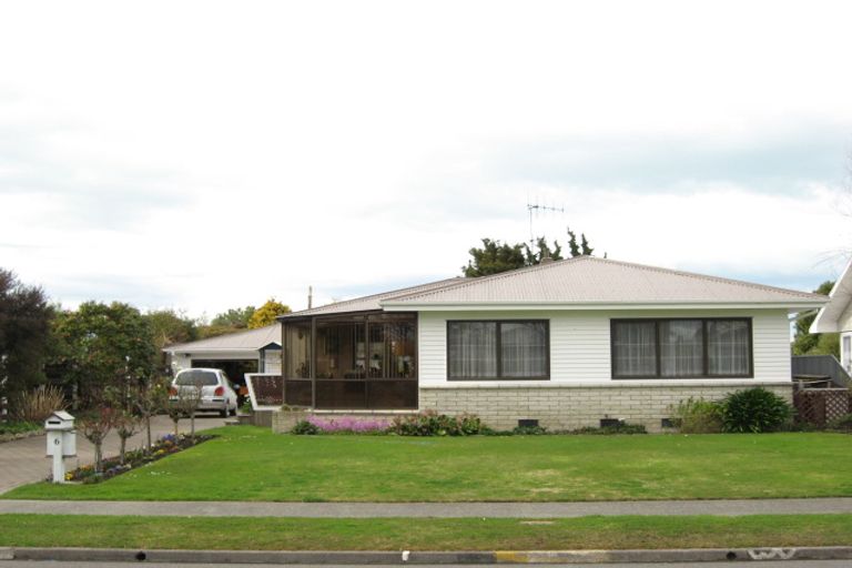 Photo of property in 6 Dunn Place, Pirimai, Napier, 4112