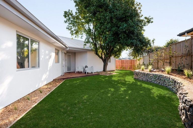 Photo of property in 3 Mcleod Mews, Rototuna, Hamilton, 3210